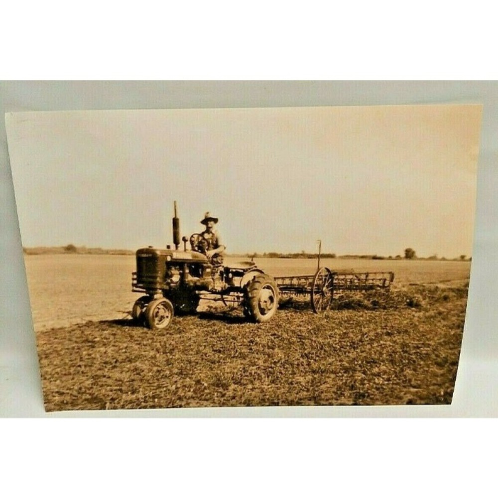 International Farmall Tractor Farm Photo